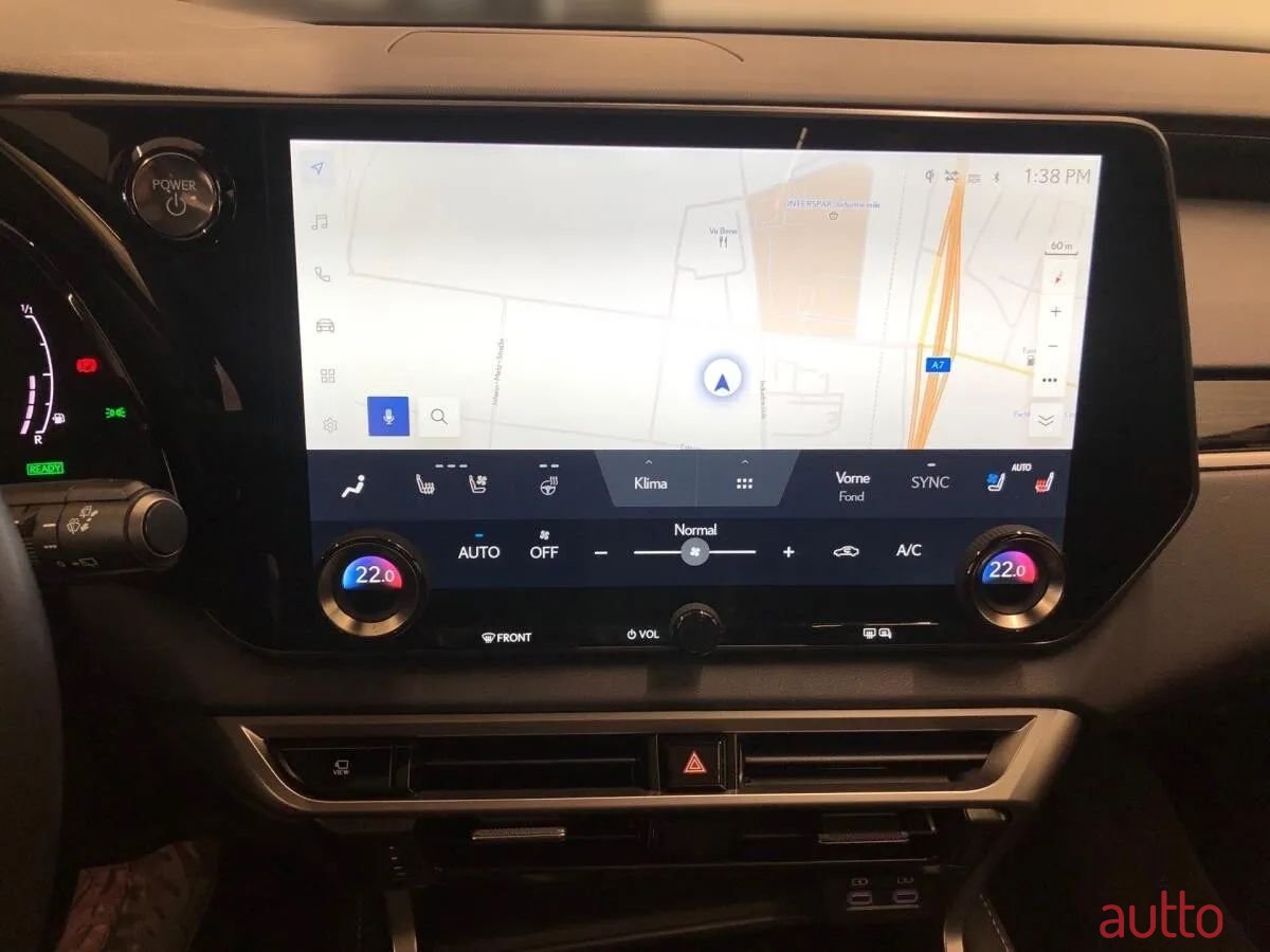 2023' Lexus RX photo #5