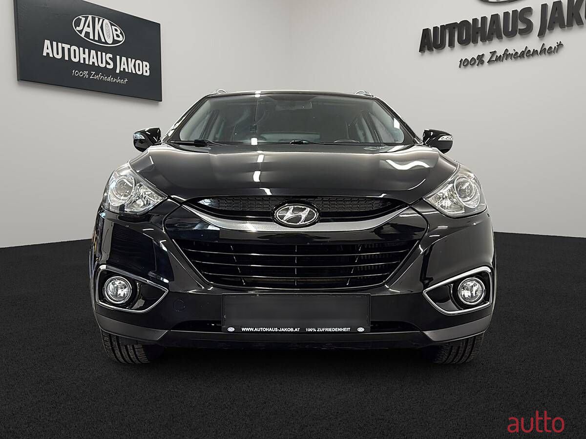 2012' Hyundai ix35 photo #6