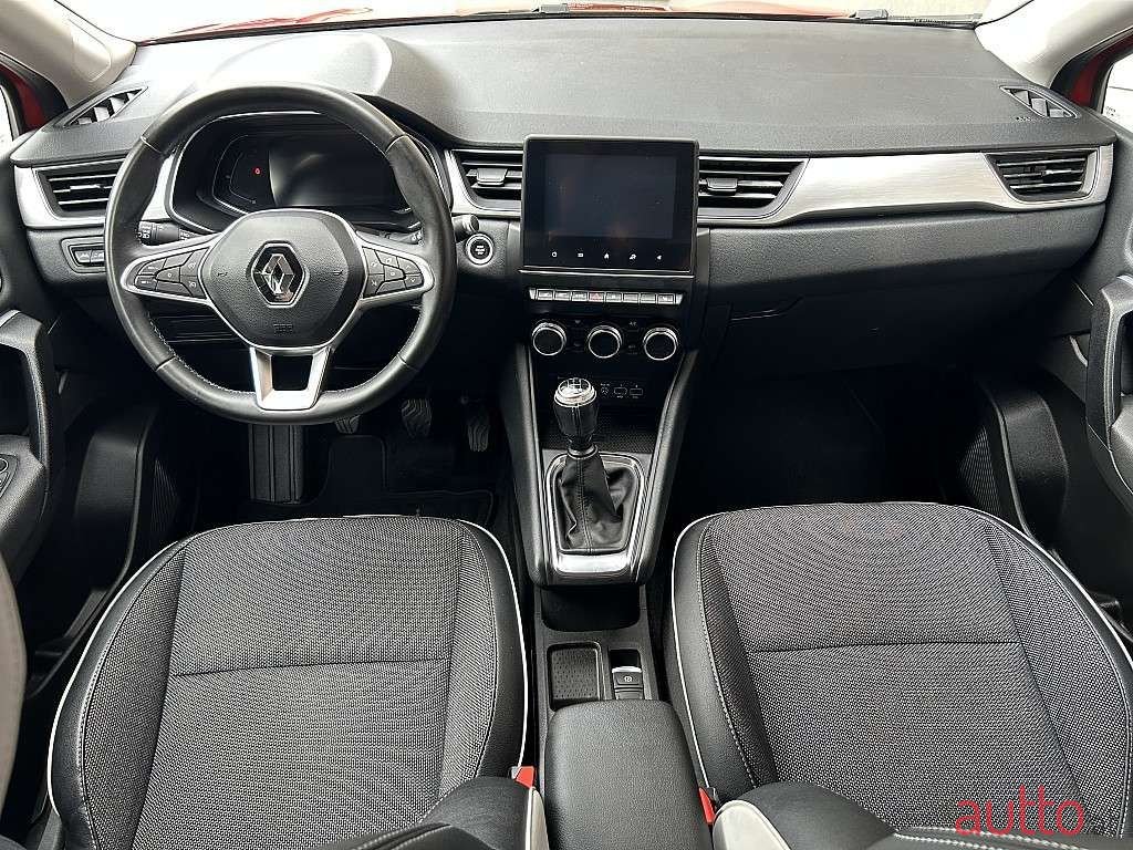 2020' Renault Captur photo #6