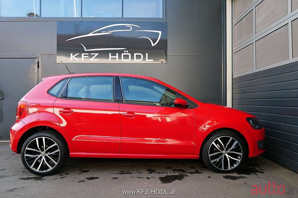 2009' Volkswagen Polo photo #4