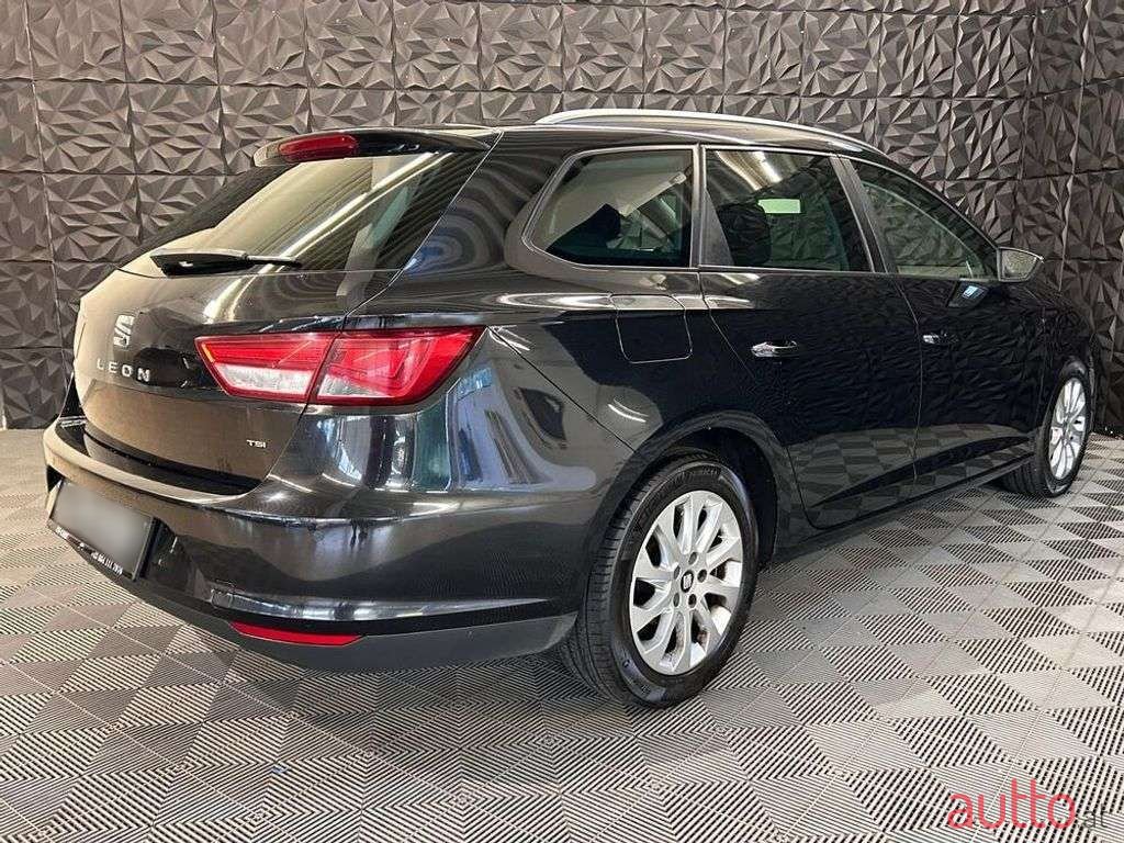 2014' SEAT Leon photo #6