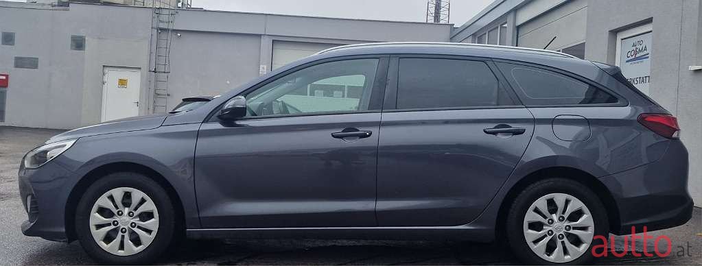 2018' Hyundai i30 photo #4