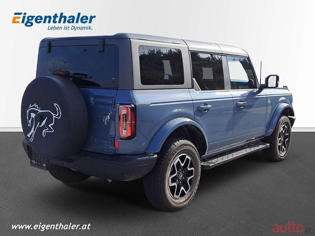 2023' Ford Bronco photo #5