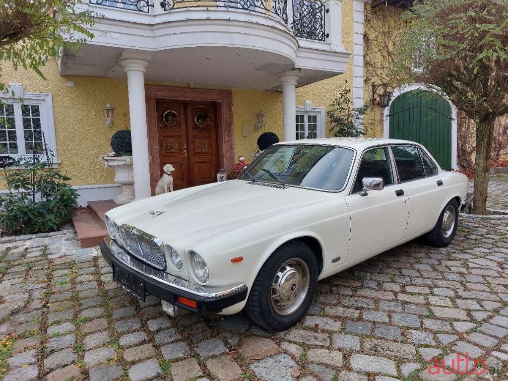 1986' Jaguar XJ photo #2