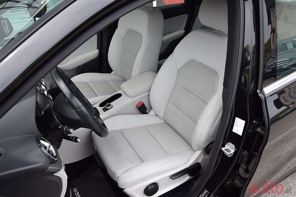 2017' Mercedes-Benz B-Klasse photo #6