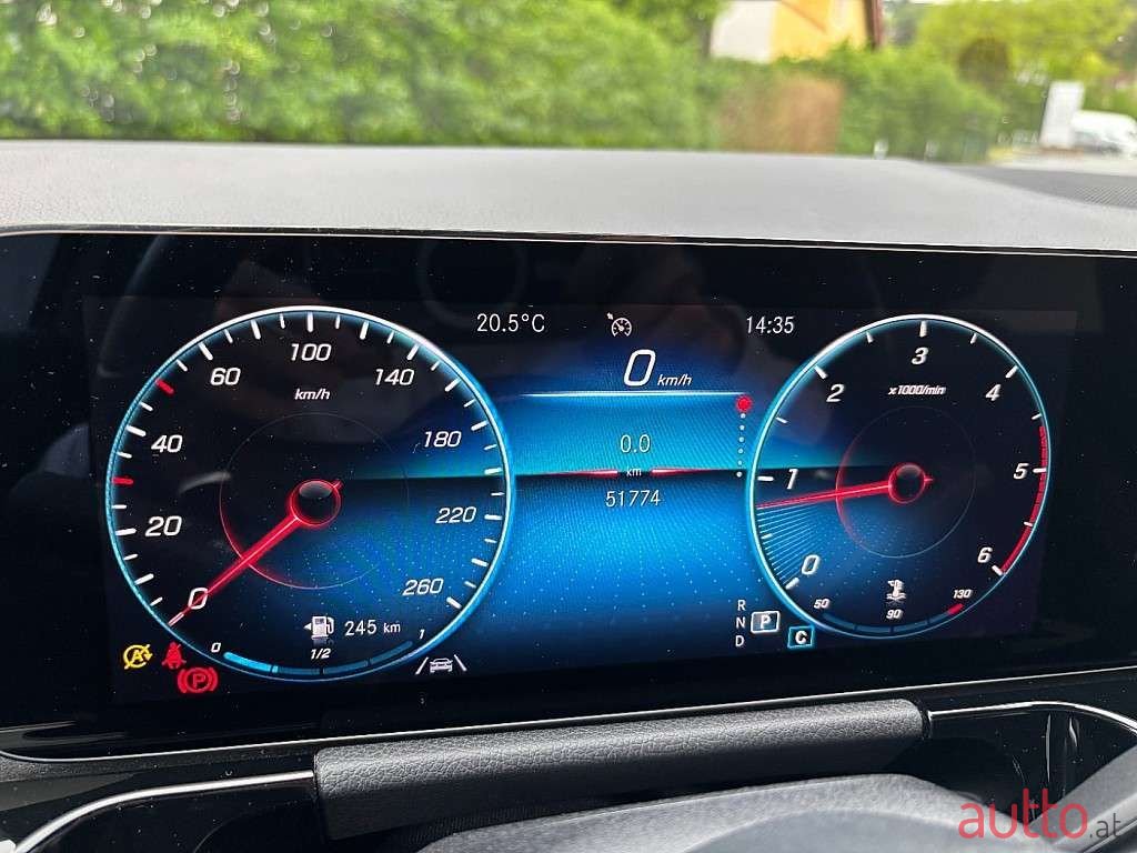 2022' Mercedes-Benz Gla-Klasse photo #3