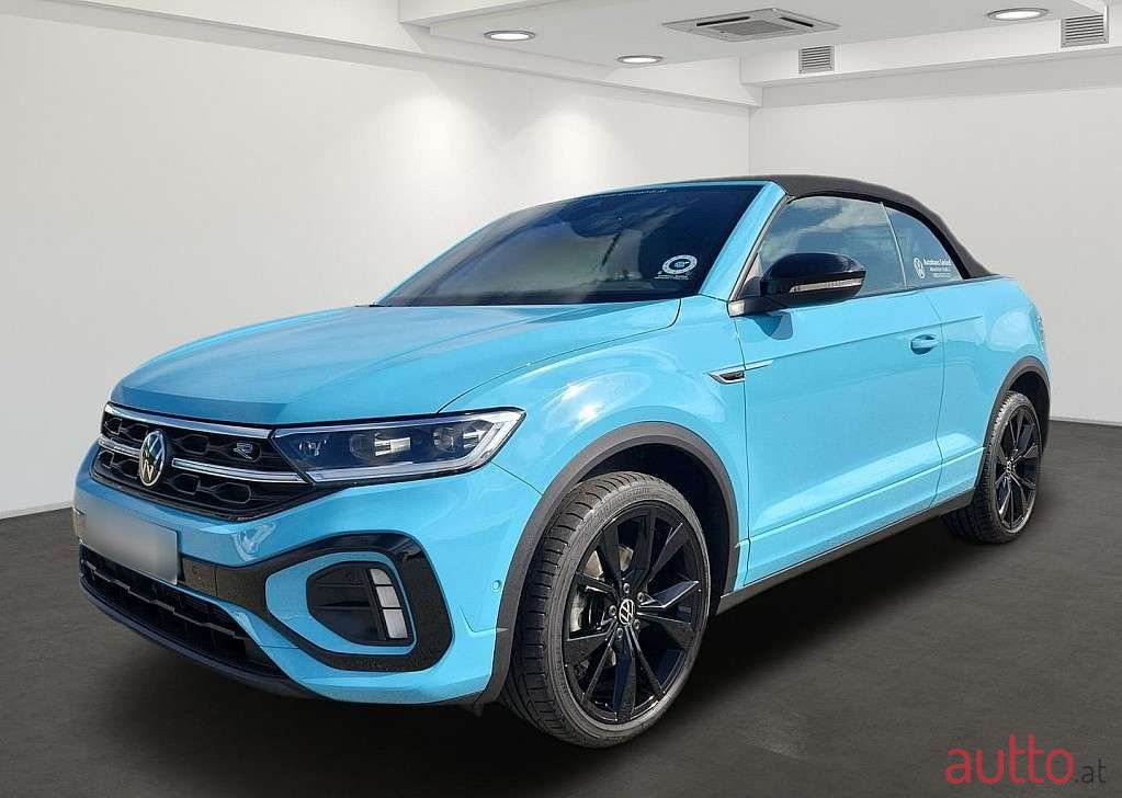 2022' Volkswagen T-Roc photo #1