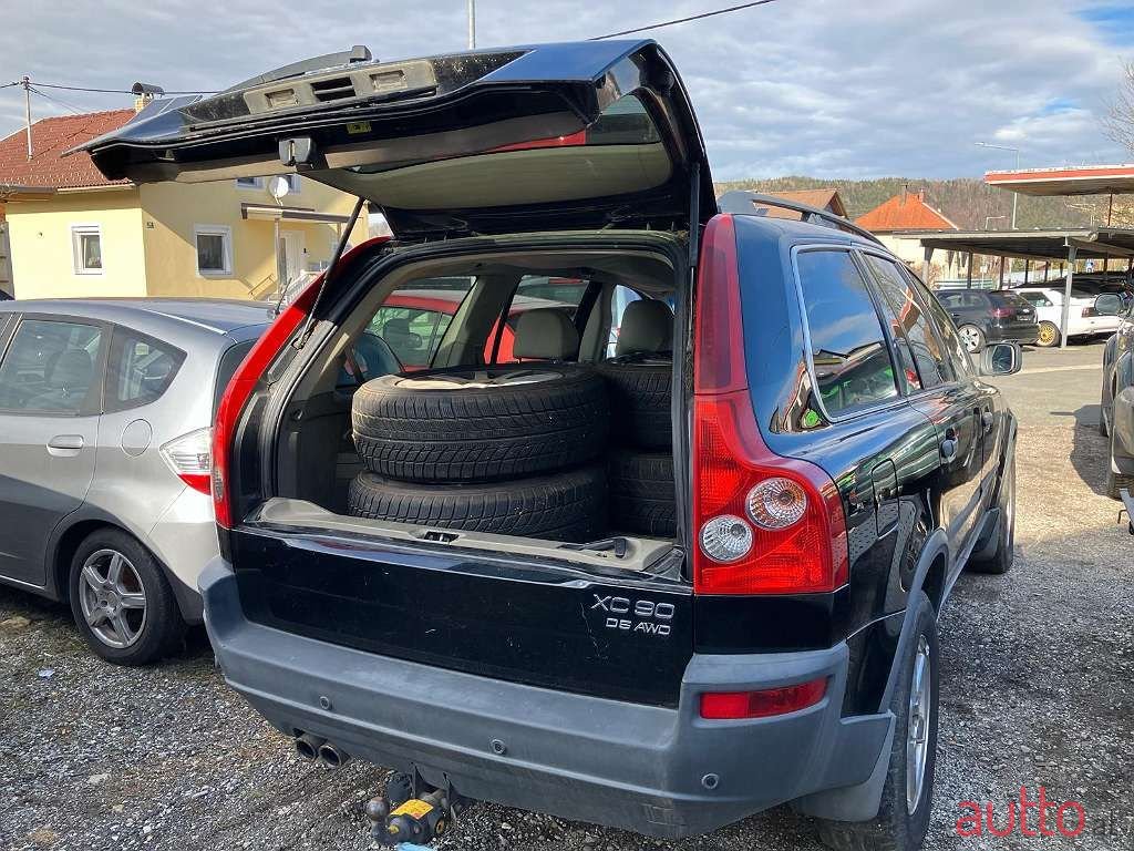 2004' Volvo XC90 photo #4