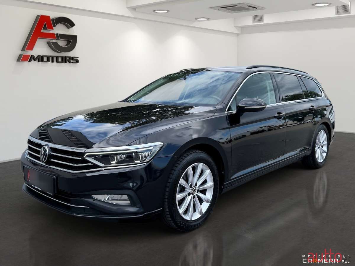 2022' Volkswagen Passat photo #1