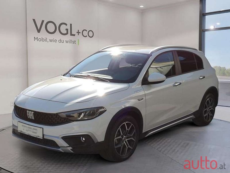 2022' Fiat Tipo photo #1