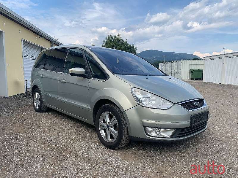 2009' Ford Galaxy photo #3
