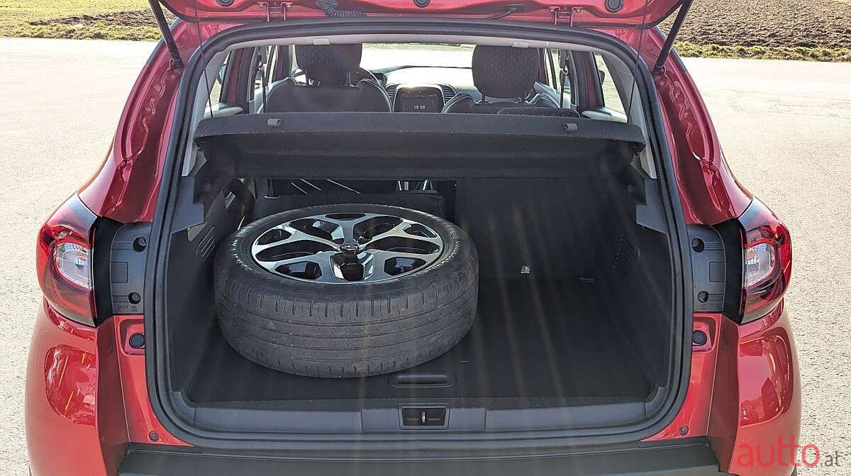 2018' Renault Captur photo #5