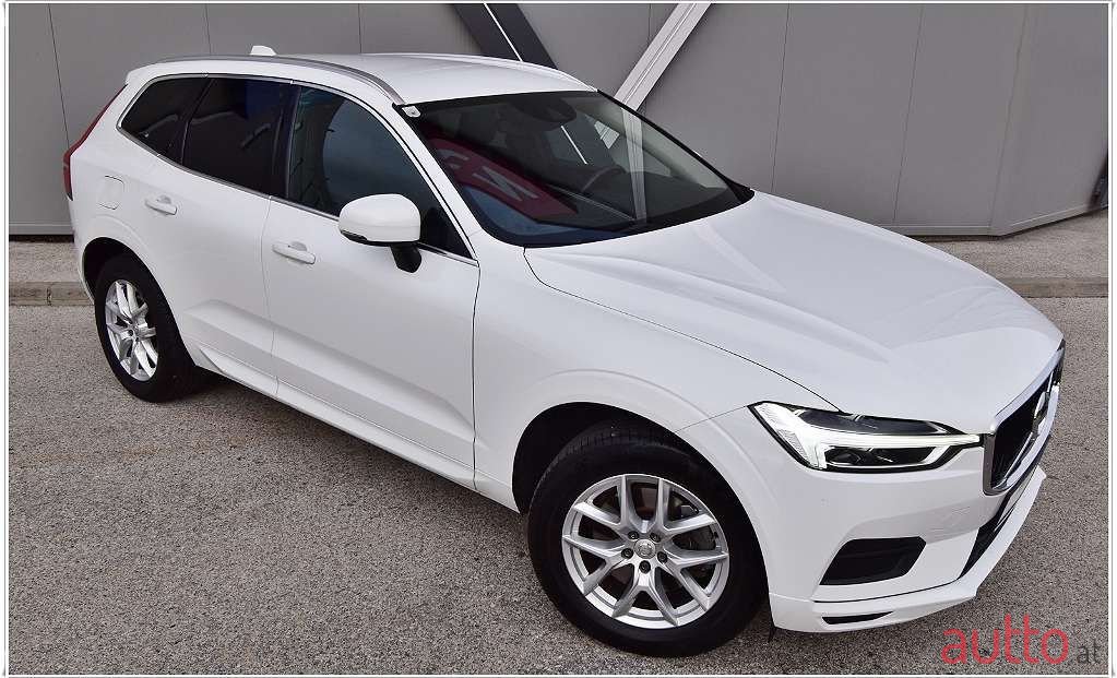 2018' Volvo XC60 photo #2