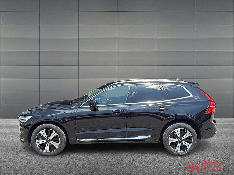 2024' Volvo XC60 photo #2