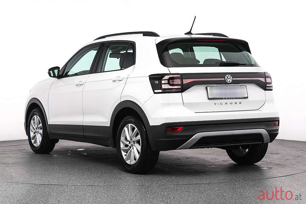 2020' Volkswagen T-Cross photo #3
