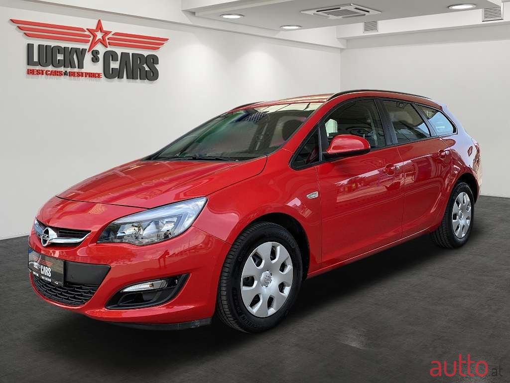 2014' Opel Astra photo #1