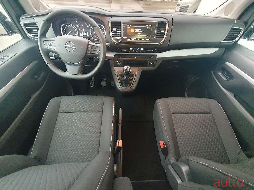 2022' Opel Zafira photo #6