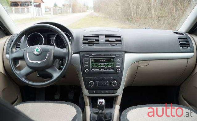 2012' Skoda Yeti photo #1