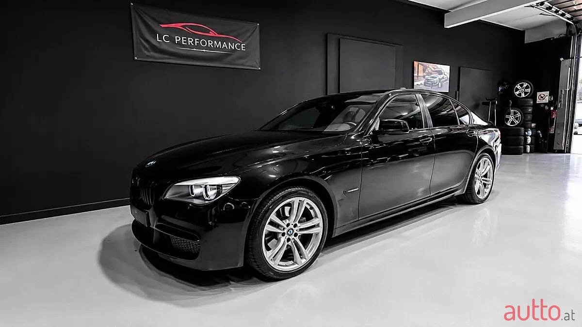 2010' BMW 7Er-Reihe photo #2