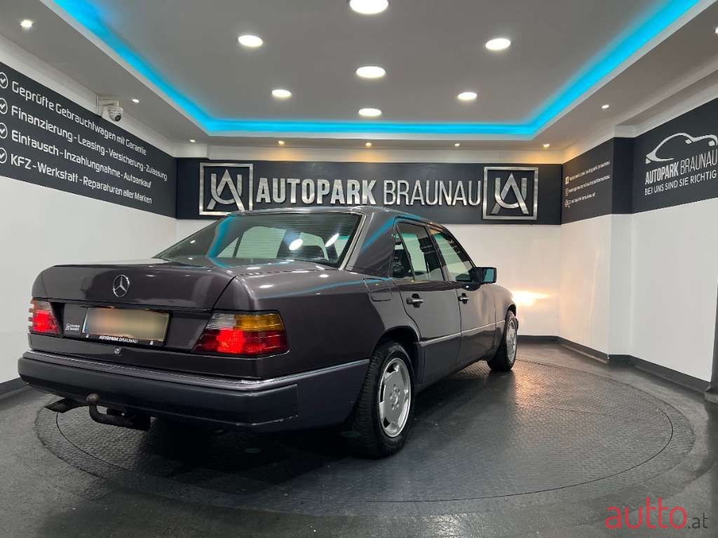 1993' Mercedes-Benz E-Klasse photo #6