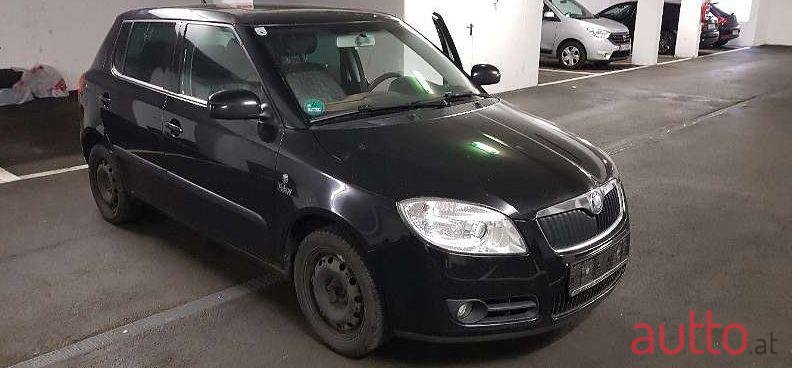 2007' Skoda Fabia photo #1