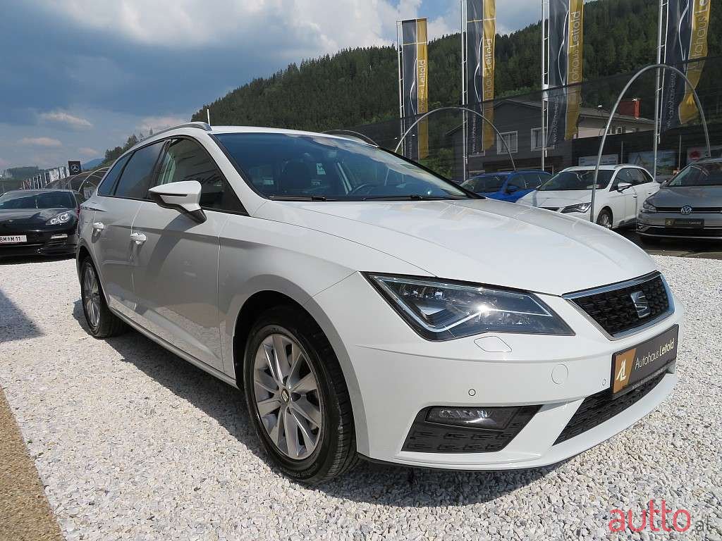 2019' SEAT Leon photo #3