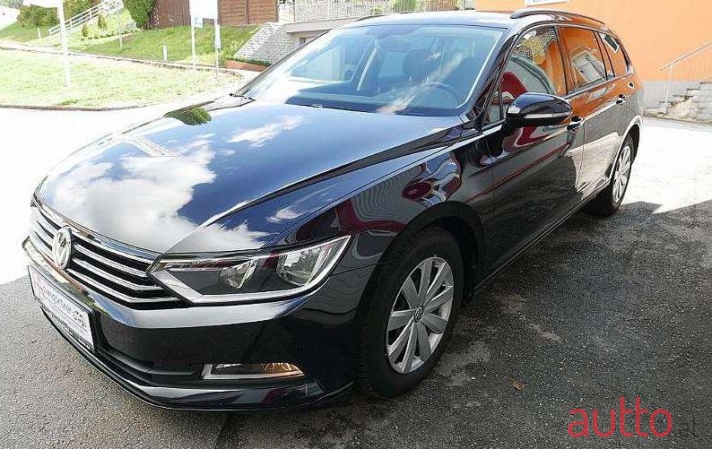 2015' Volkswagen Passat photo #1