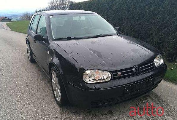 2000' Volkswagen Golf photo #1