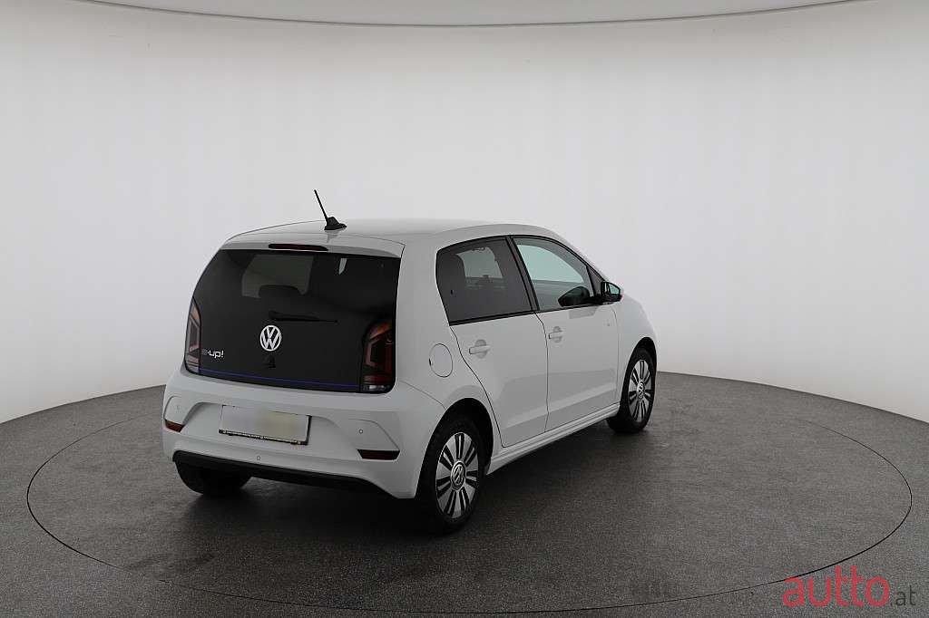 2018' Volkswagen Up! photo #4