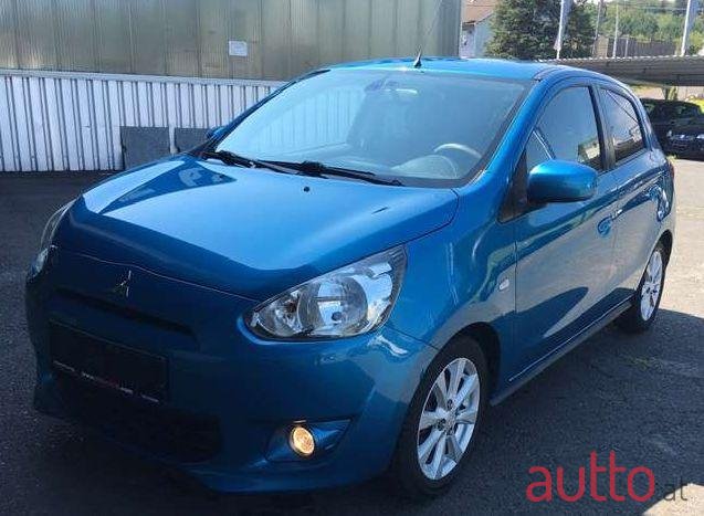 2014' Mitsubishi Space Star photo #1