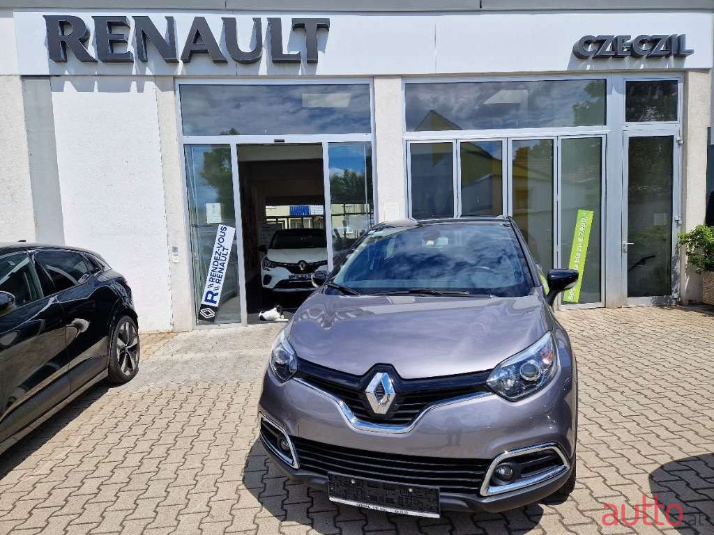 2016' Renault Captur photo #1