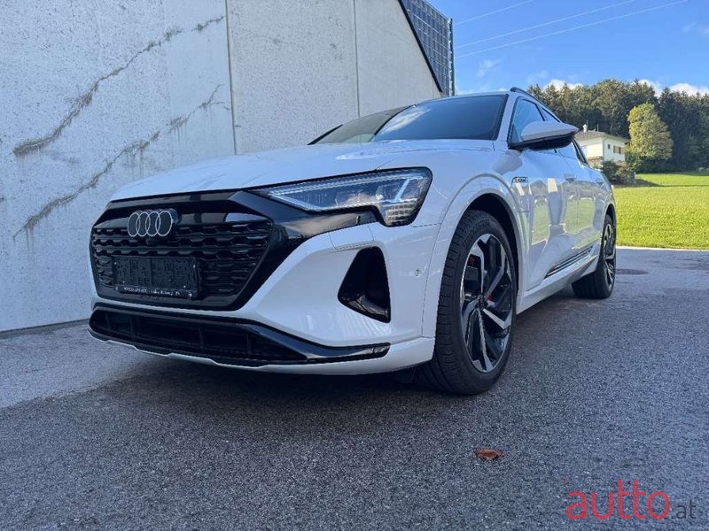 2024' Audi Q8 photo #3