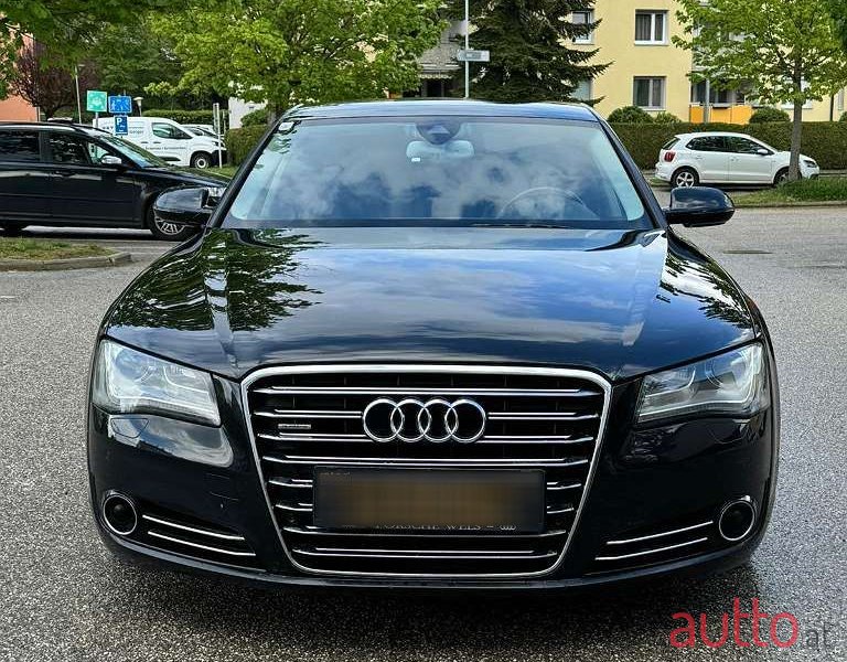 2010' Audi A8 photo #2