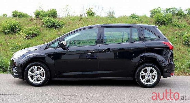 2013' Ford C-MAX photo #2