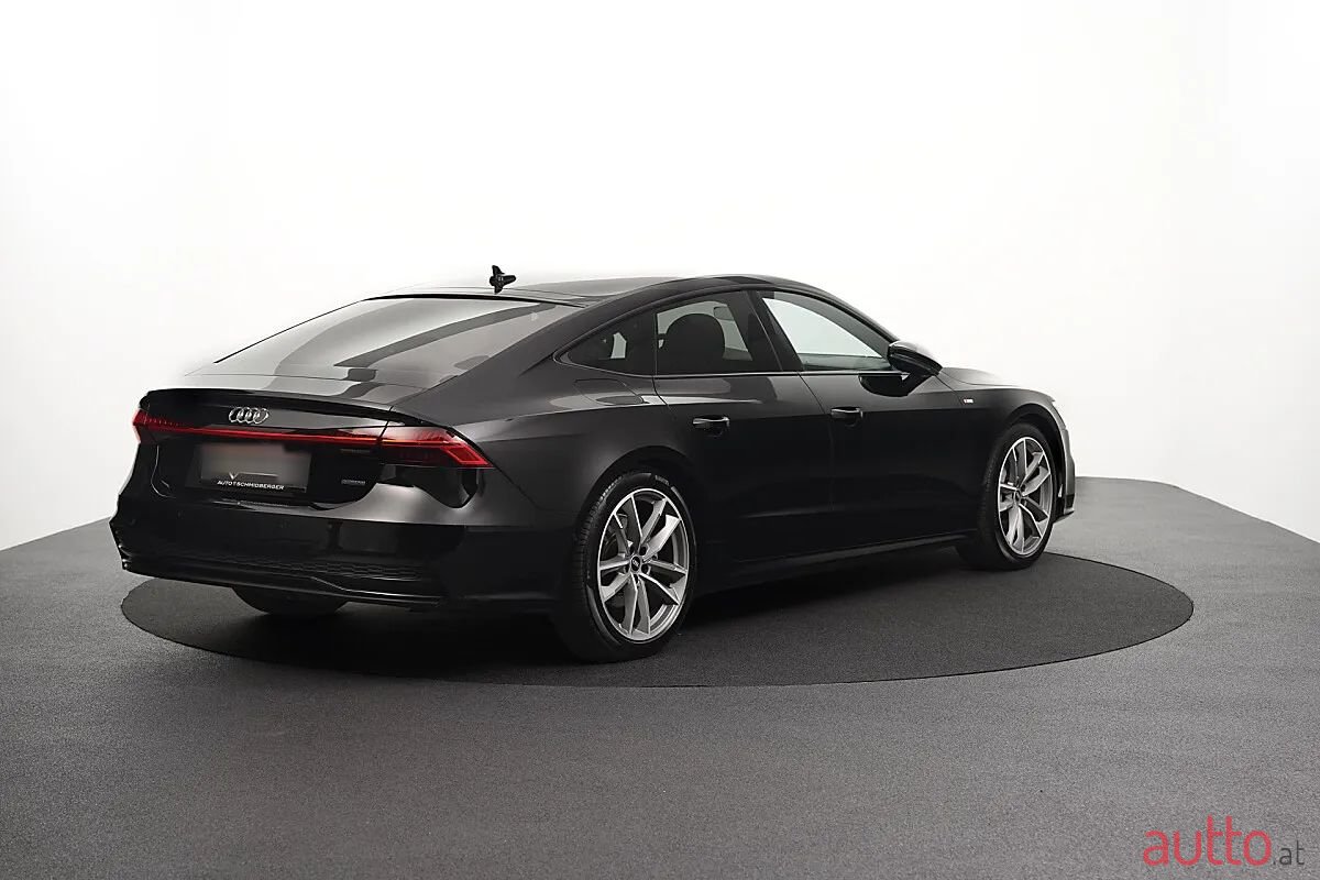 2021' Audi A7 photo #4