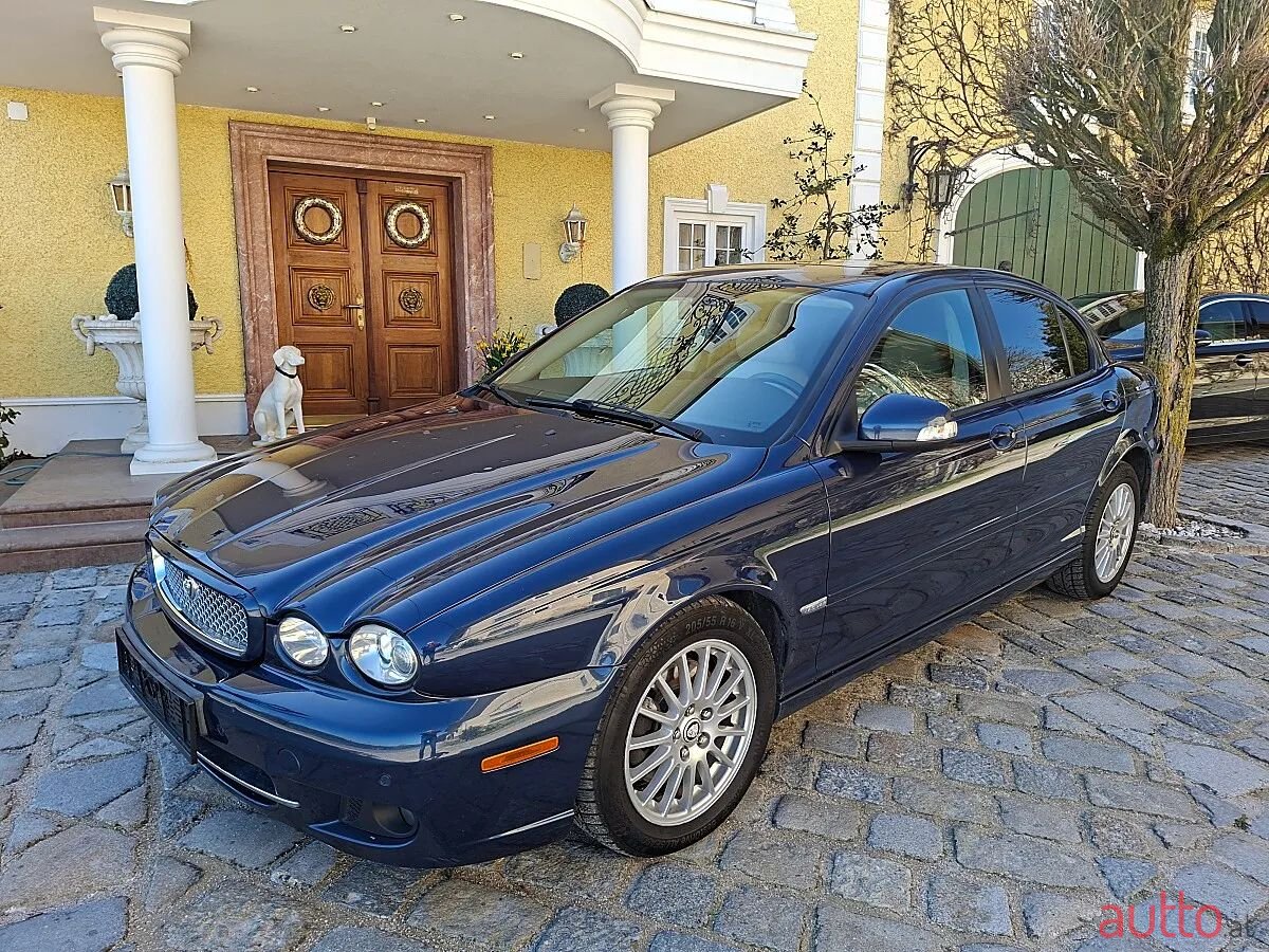 2009' Jaguar X-Type photo #2