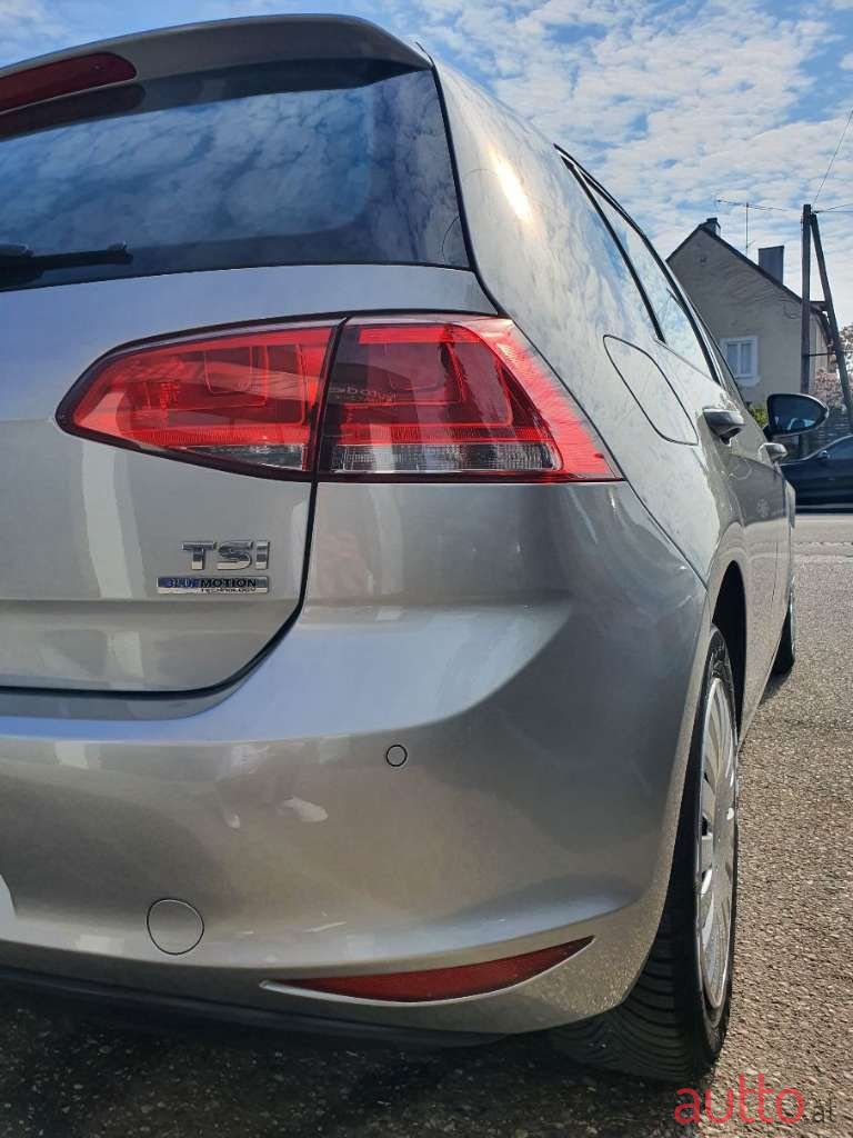 2014' Volkswagen Golf photo #5