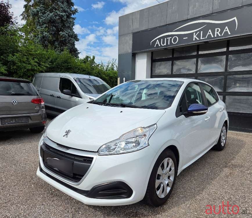 2017' Peugeot 208 photo #1