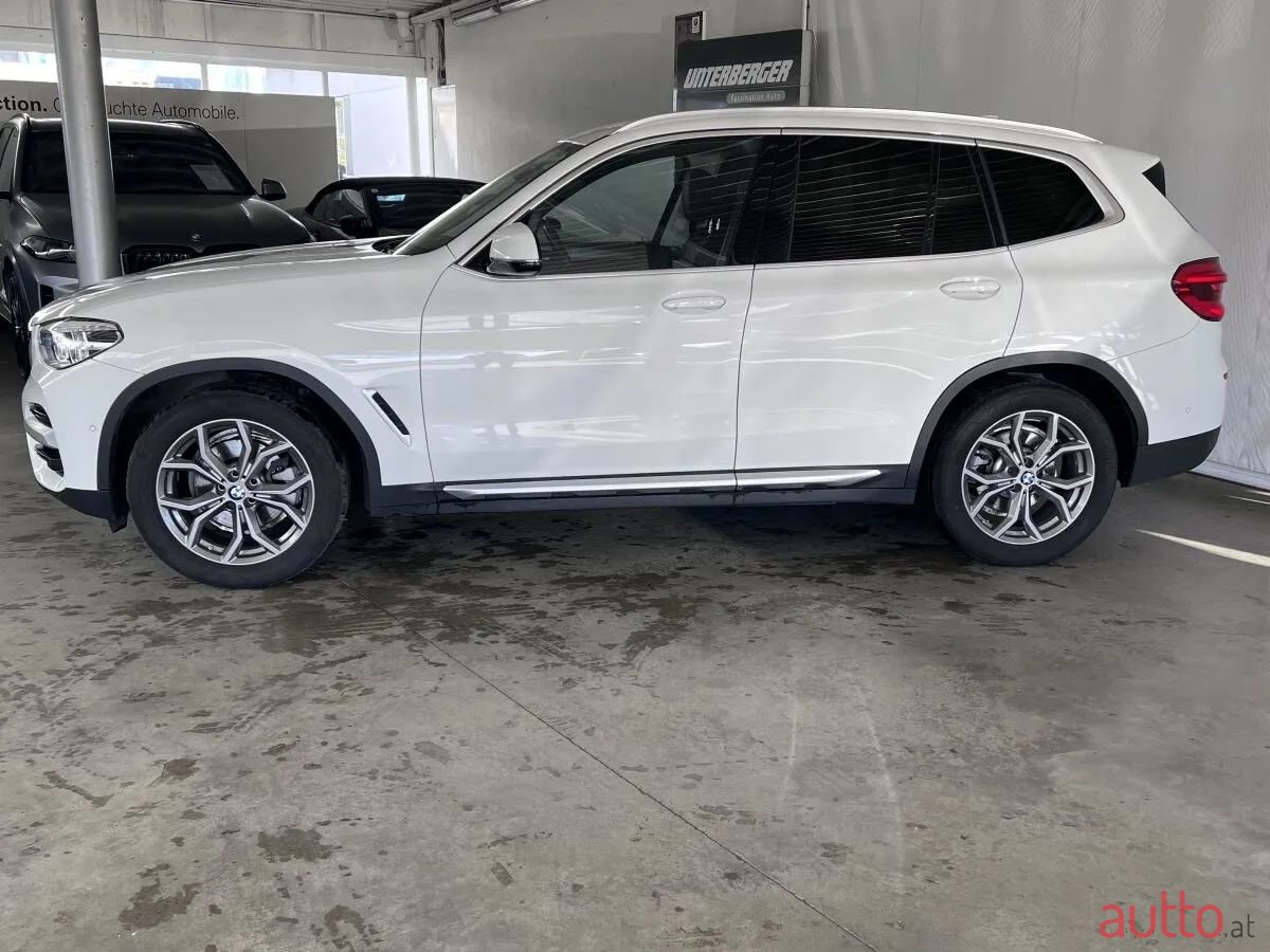 2021' BMW X3 photo #3