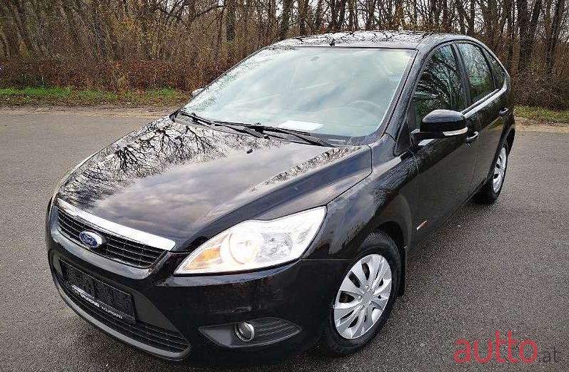 2009' Ford Focus photo #2