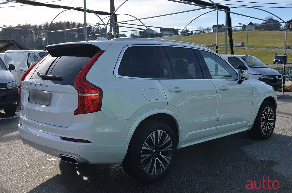 2020' Volvo XC90 photo #3