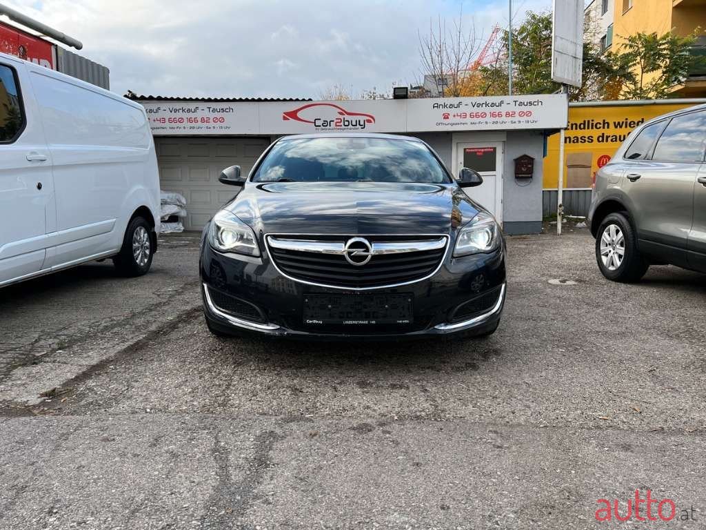 2015' Opel Insignia photo #2