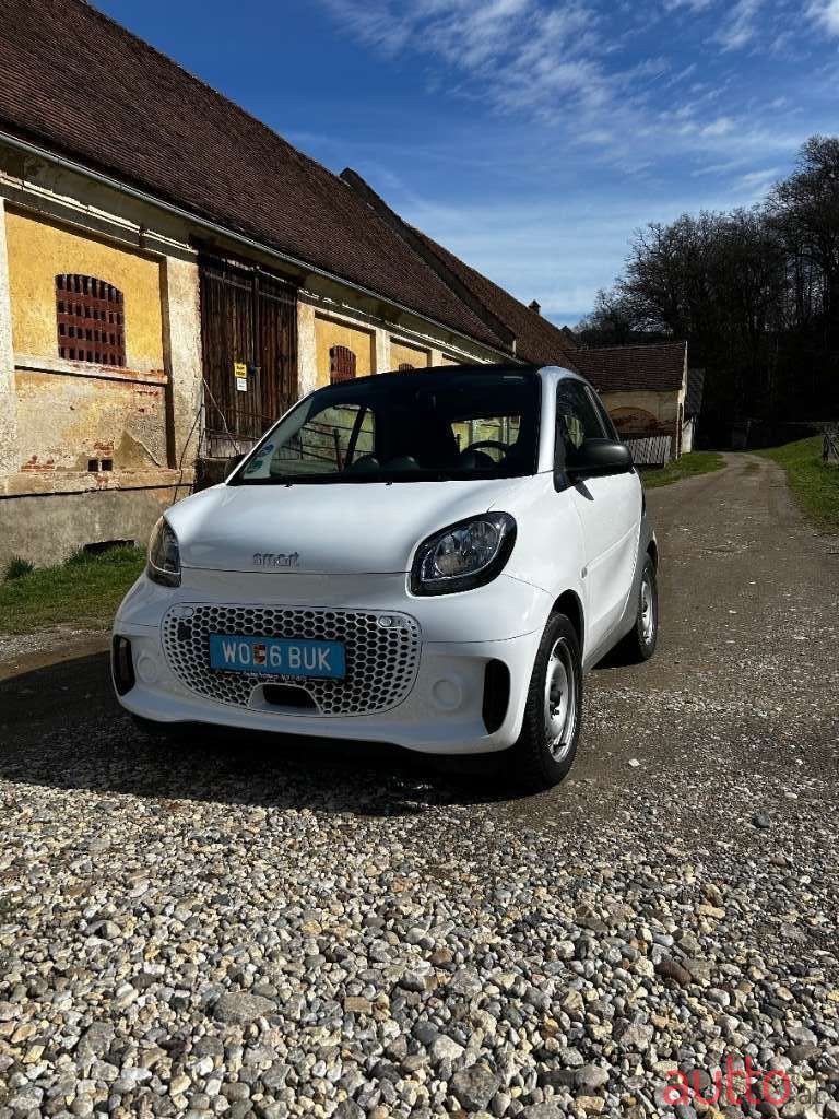 2021' Smart EQ Fortwo photo #1