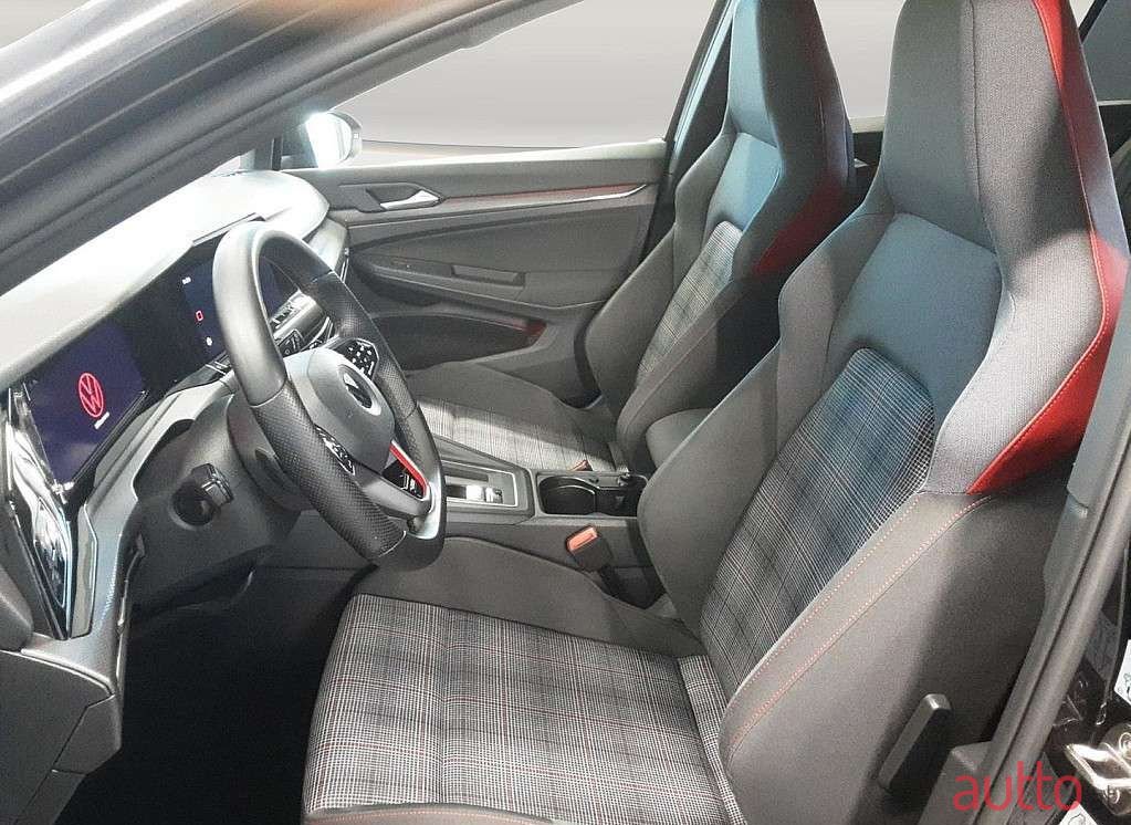2021' Volkswagen Golf photo #6