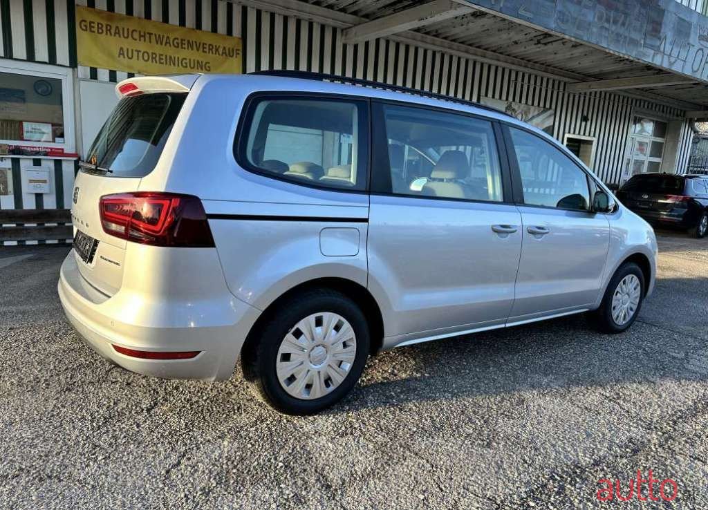 2017' SEAT Alhambra photo #6