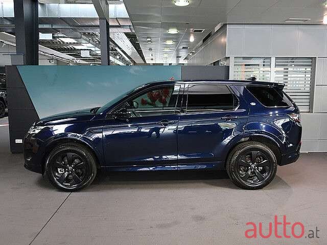 2022' Land Rover Discovery Sport photo #6