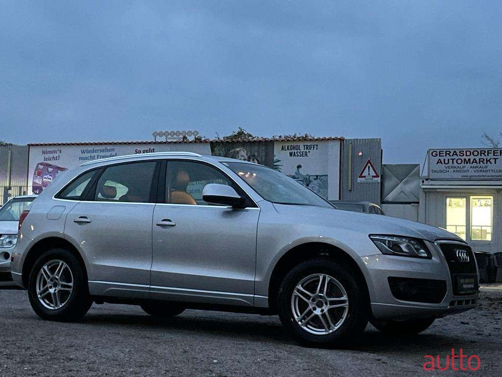 2009' Audi Q5 photo #1