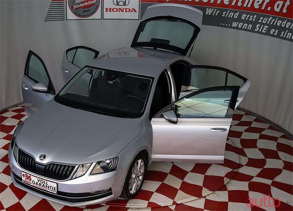 2018' Skoda Octavia photo #3