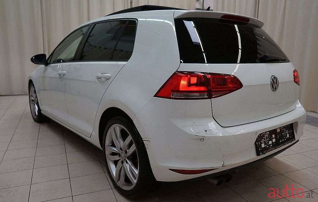 2013' Volkswagen Golf photo #4