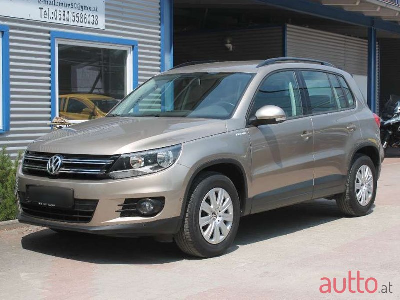 2014' Volkswagen Tiguan photo #2